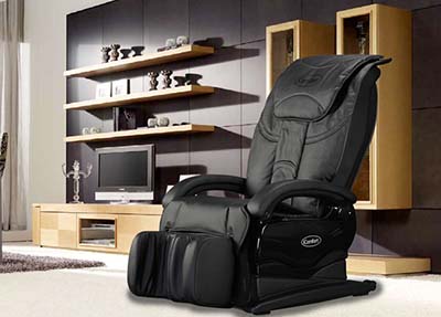 iComfort IC1115 Massage Chair features 11 airbags