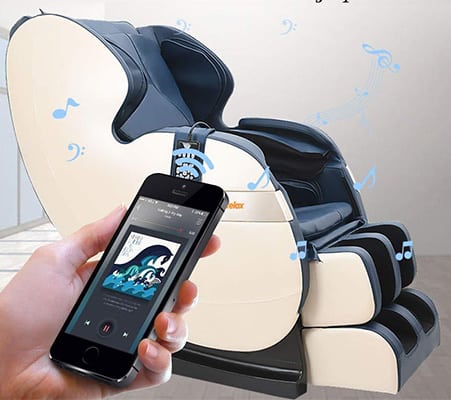 Real Relax Massage Chair Favor Built-in Bluetooth for Music