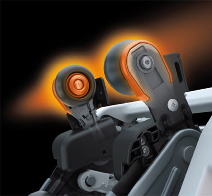 An illustration of the heated rollers of the MAJ7 Massage Chair highlighted in yellow orange