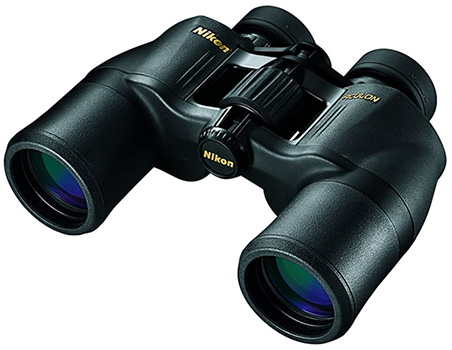 Nikon Aculon A211 8 X 42 Binoculars with durable rubber-armored coating and a smooth central focus knob
